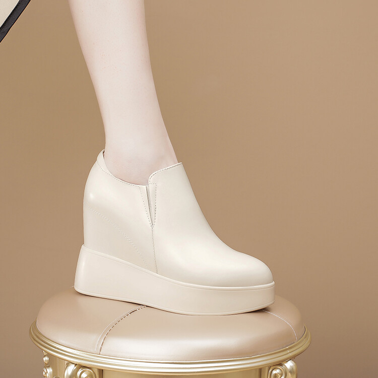 Deep Mouth Flat Shoes - Style a.html