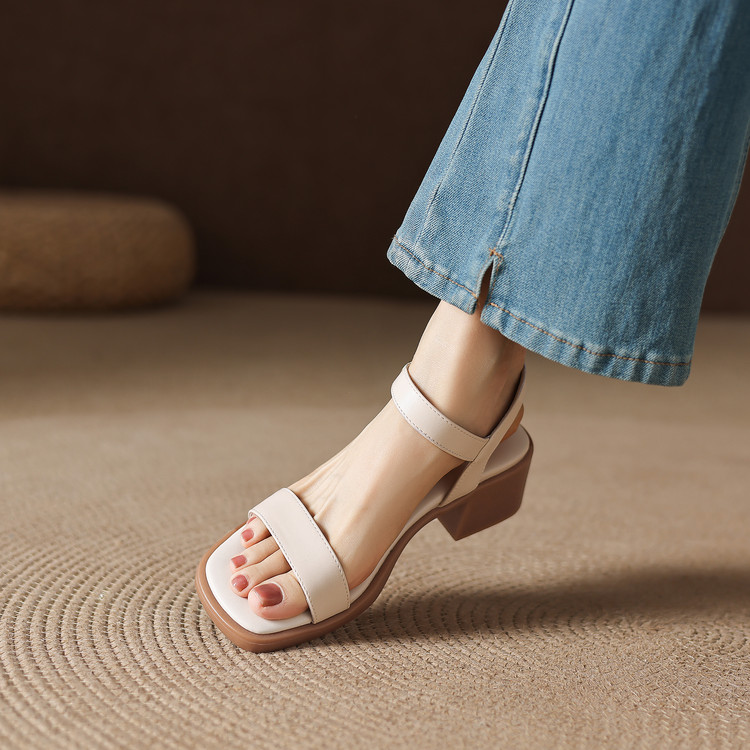 Minimalist Open Toe Sandals for Summer 2026 - Image 2