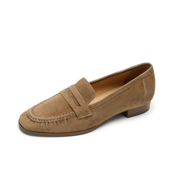 Minimalist Suede Loafers with Chunky Low Heel - Image 5
