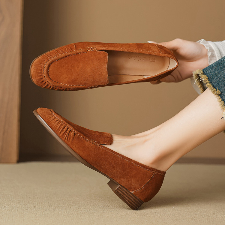 Minimalist Suede Loafers with Chunky Mid Heel - Style i.html