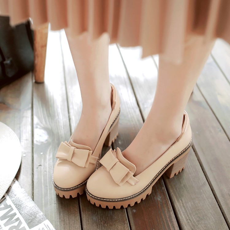 Sweet Round-Toe Chunky Heel Flats with Flower and Bow - Women's Fashion Shoes
