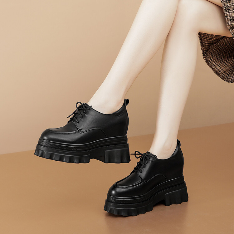 Women's Deep Mouth Flat Shoes Retro Round Toe Lace-Up Cross Strap - Image 3