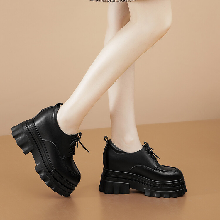 Women's Deep Mouth Flat Shoes Retro Round Toe Lace-Up Cross Strap - Image 4