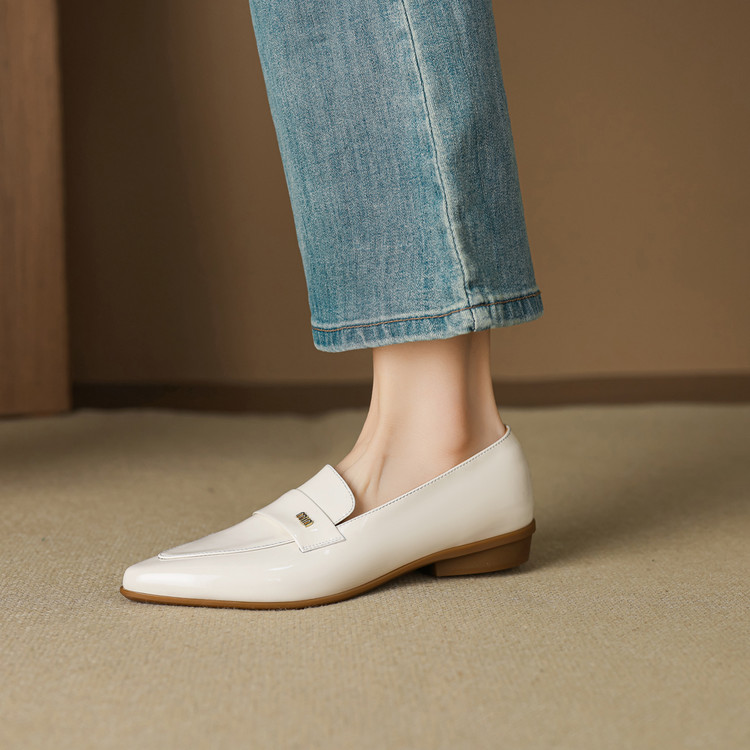 Women's Pointed Toe Chunky Heel Loafers - Patent Leather Slip-On Shoes - Image 2